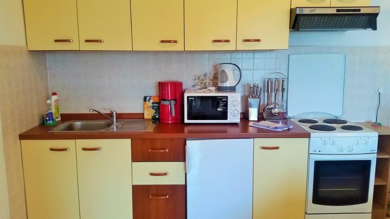 Obala Apartment & Studios Малинска Экстерьер фото